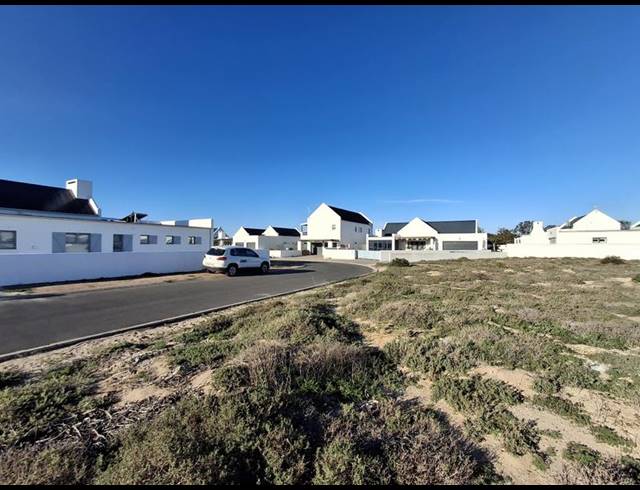 LAND FOR SALE IN BRITANNIA BAY